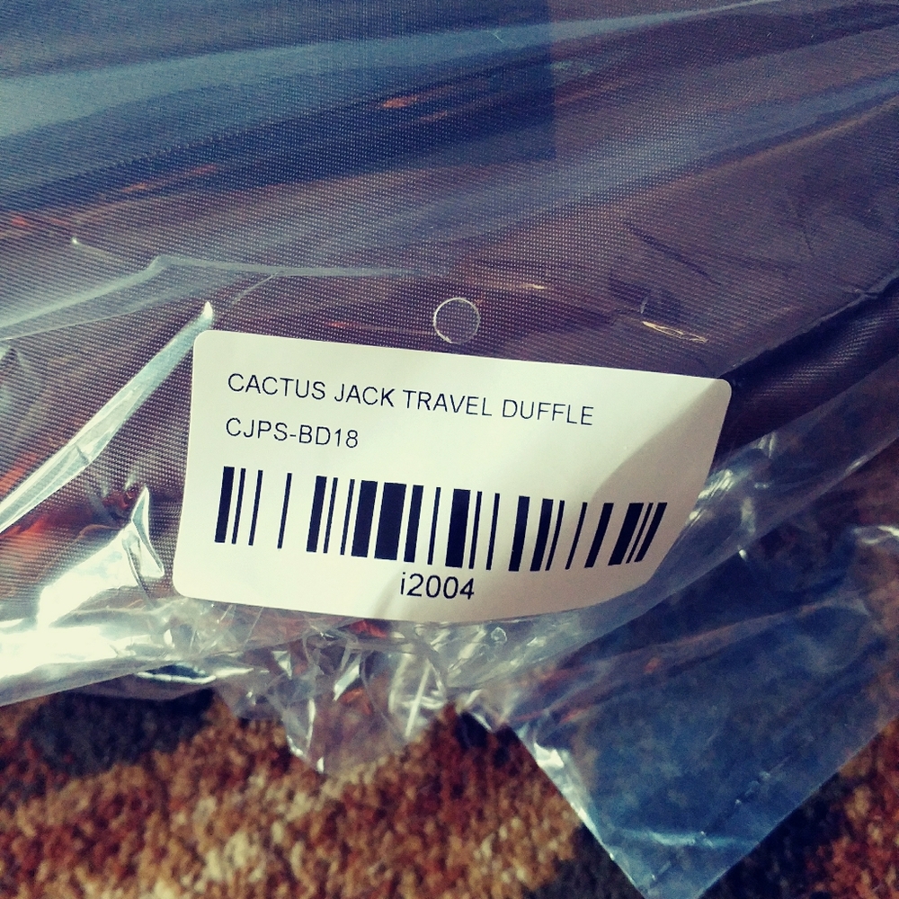 Cactus jack duffle bag...SOLD stock x - Picture 4 of 8